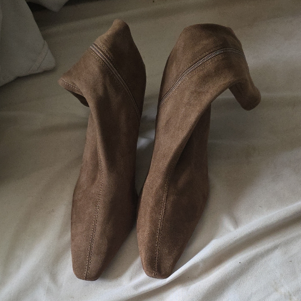 Zara Brown Suede Heeled Boots